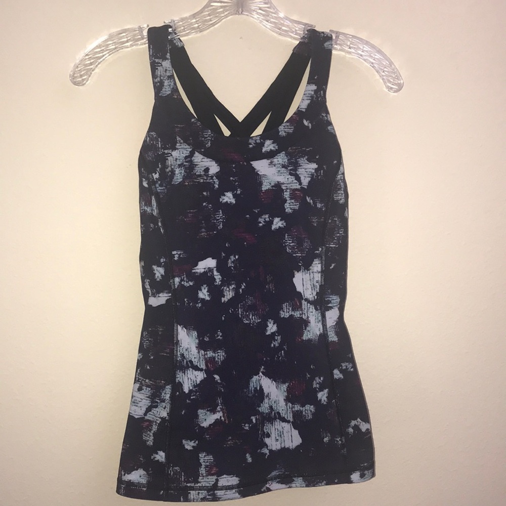 Lululemon criss cross tank